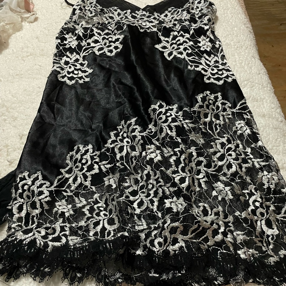 Jones New York Black and White Embellished Mini Skirt